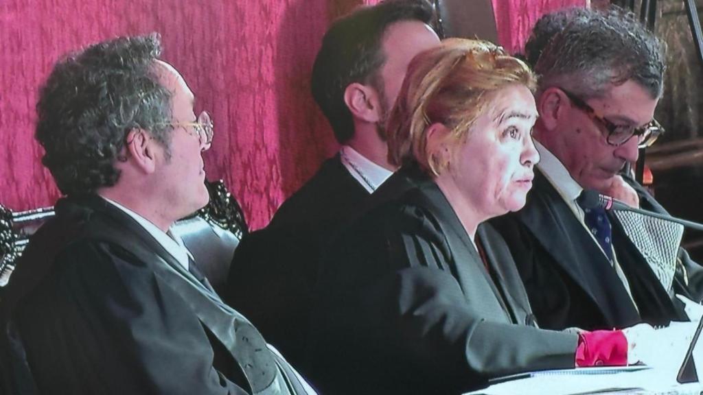 Consuelo Castro, abogada que defiende al fiscal general, este miércoles durante el interrogatorio a los mandos de la UCO.