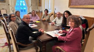 El gobierno de Santiago inicia una ronda de contactos para los presupuestos de 2026