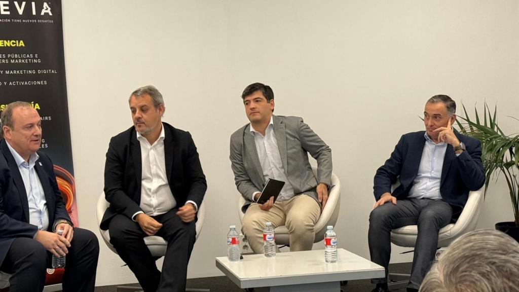 Segunda mesa: “Seguridad en el sector espacial: nuevos escenarios, nuevos retos”