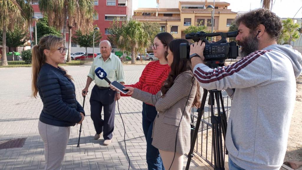 Ana María, este miércoles, atendiendo a Popular Televisión.