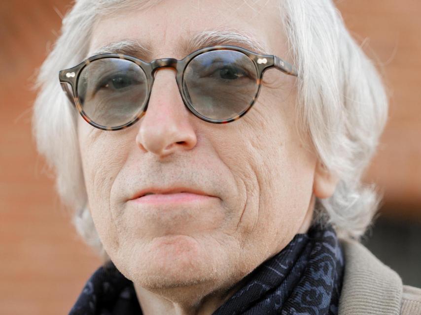 Trueba teoriza con Magas sobre hombres y mujeres, sobre afecto y sexo.