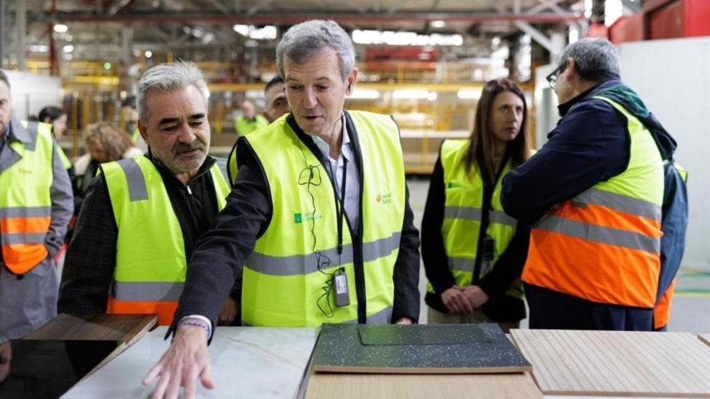 Rueda, durante su visita a Finsa.