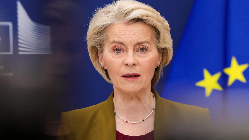 La presidenta de la Comisión Europea, Ursula von der Leyen, pronuncia un discurso sobre el Pacto por el Mediterráneo en Bruselas.