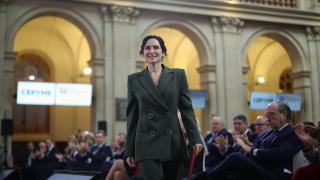 La presidenta de la Comunidad de Madrid, Isabel Díaz Ayuso, interviene durante la presentación de la IX edición de CEPYME500, en el Palacio de la Bolsa de Madrid