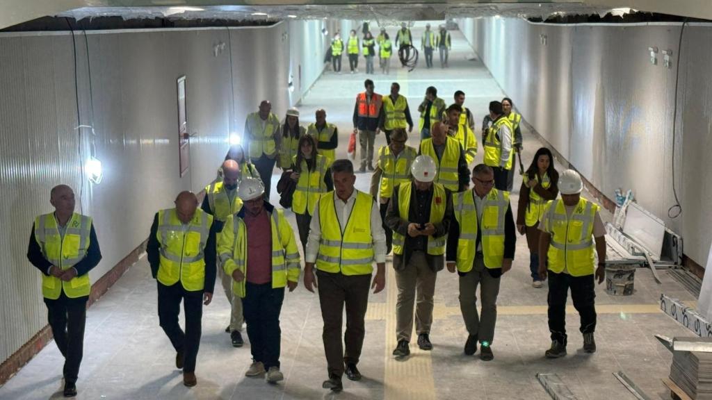 Visita al túnel peatonal entre Xàtiva y Alacant, en obras. EE