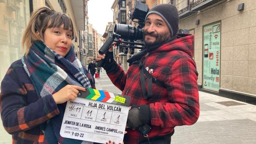 Jenifer de la Fuente, durante la grabación del documental 'Hija del volcán'.