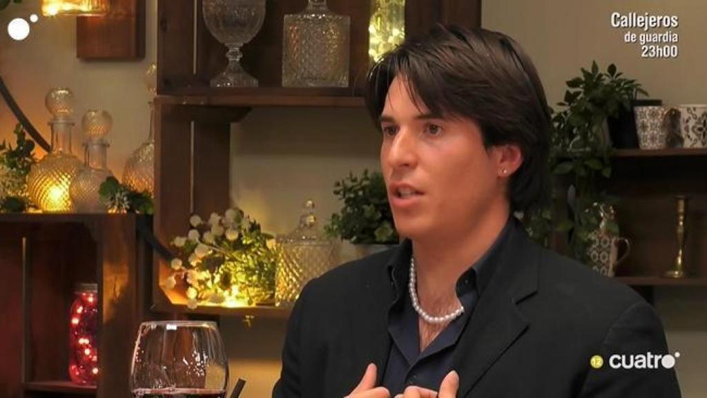 Álvaro, de 21 años, en 'First Dates'.