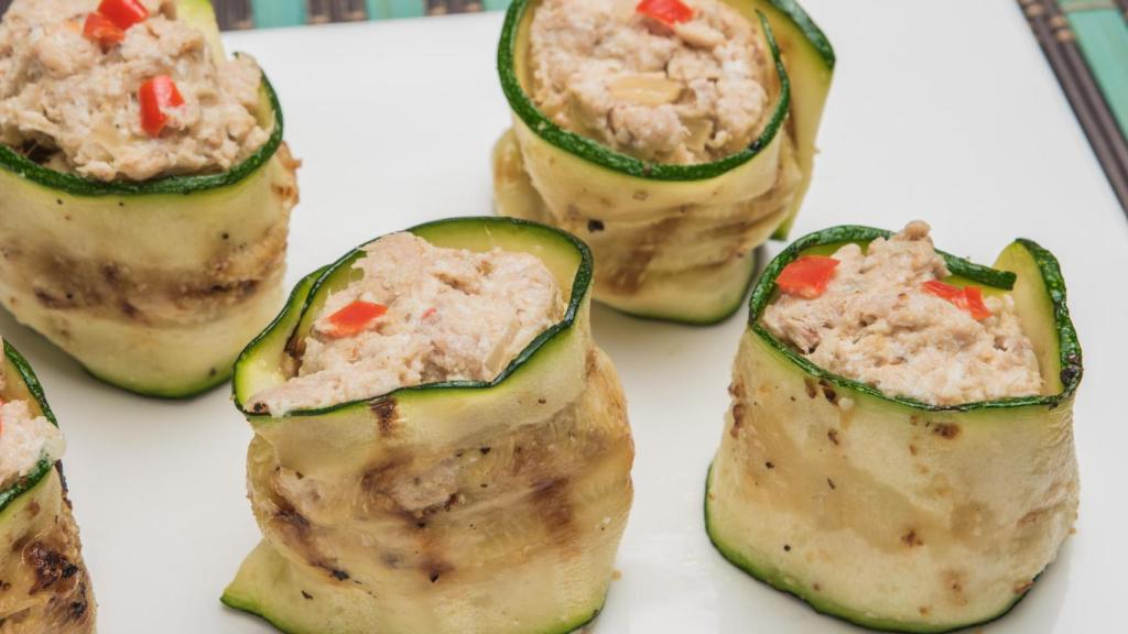 Bocaditos de calabacín y atún