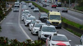 Un centenar de taxistas de A Coruña se movilizan contra los VTC