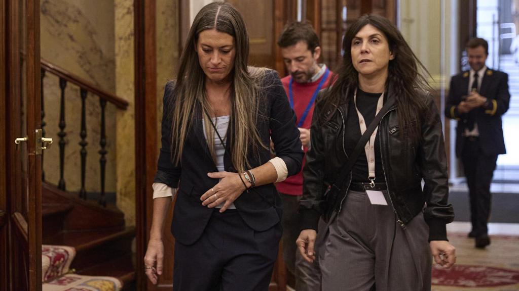 Miriam Nogueras, a su llegada al pleno del Congreso de los Diputados este jueves.