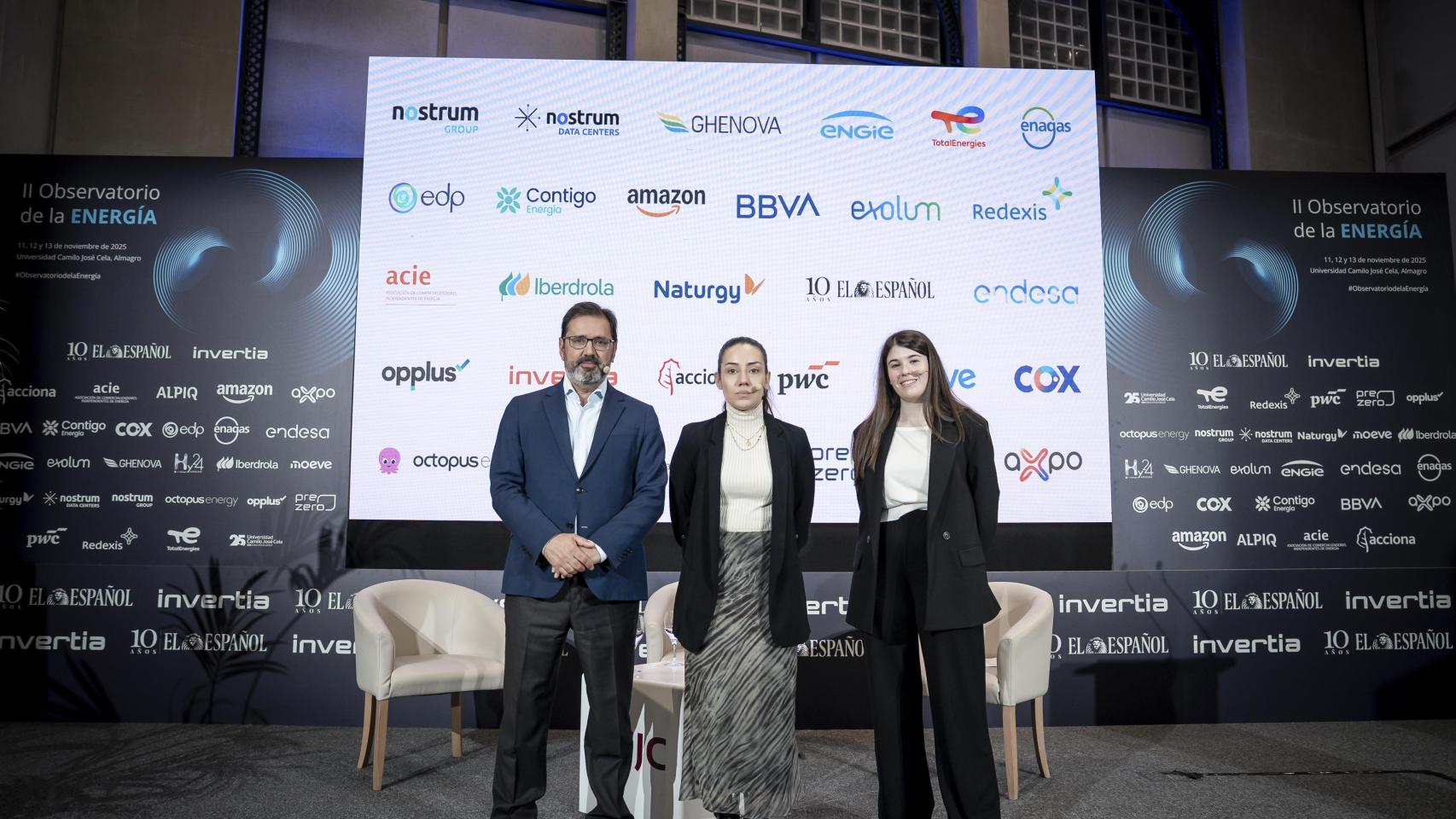 Javier Gándara, presidente de la Asociación de Líneas Aéreas (ALA) y  Marina Ronda, responsable de Política Marítima de la Asociación de Navieros Españoles (ANAVE)