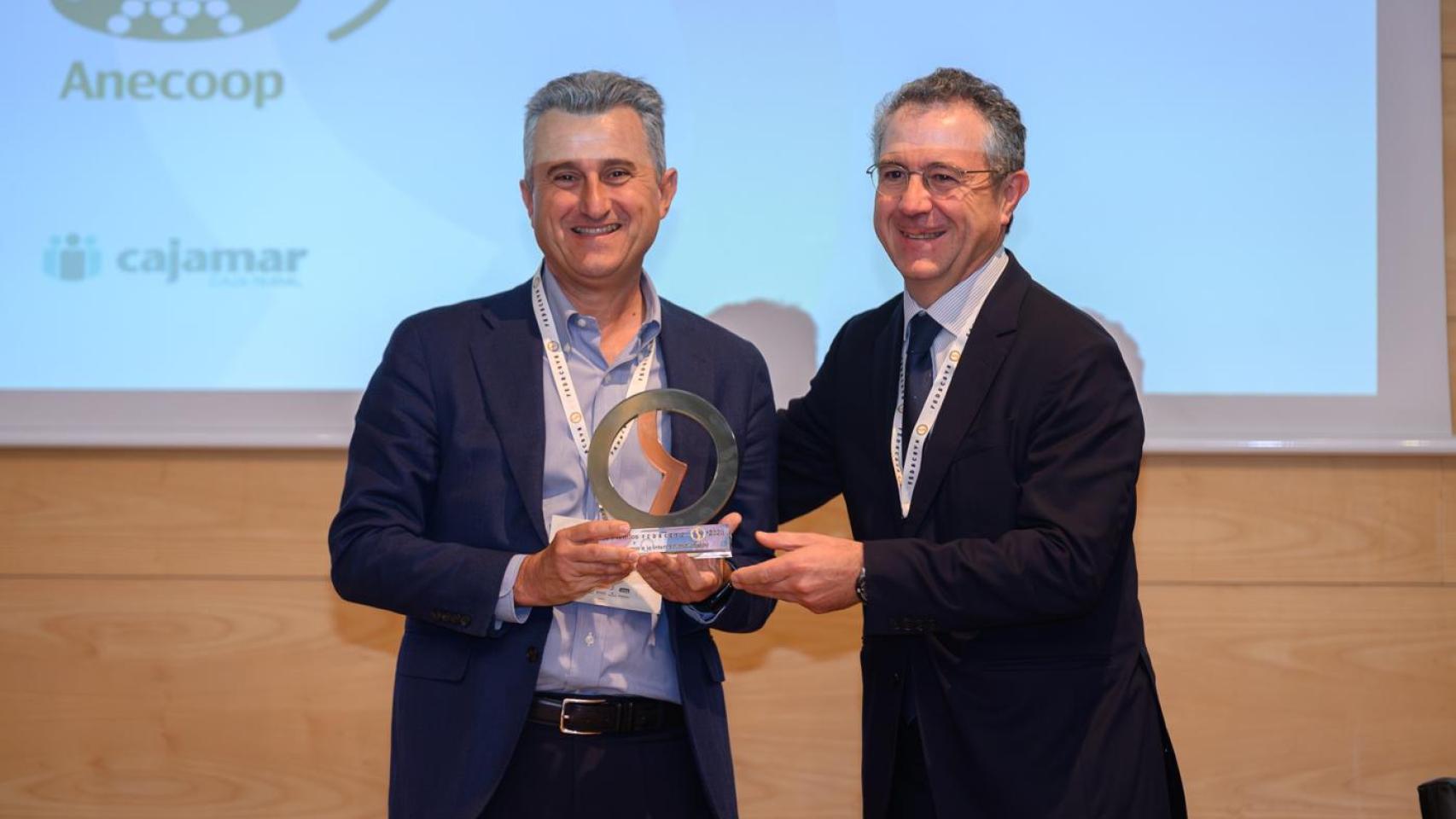 La empresa valenciana Anecoop recibe el premio a la internacionalización de Fedacova.