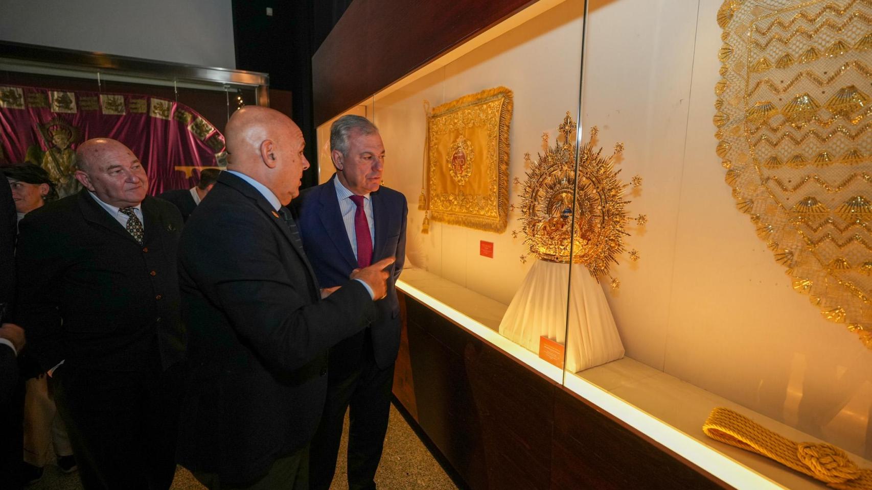 Imagen del alcalde, José Luis Sanz, durante la inauguración de Sevilla Fecit 25.