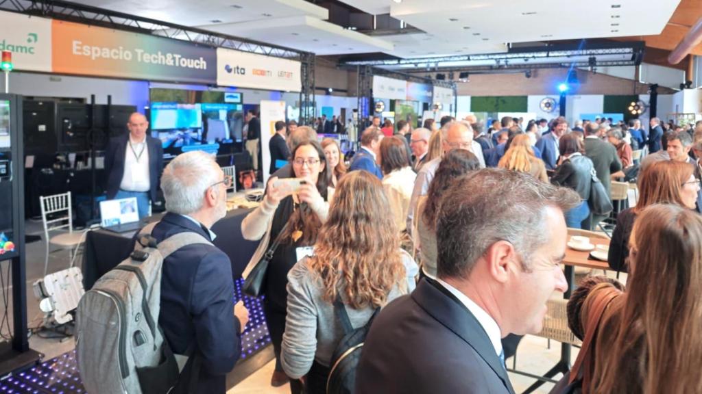 La zona de demostradores de Meetech 2025.