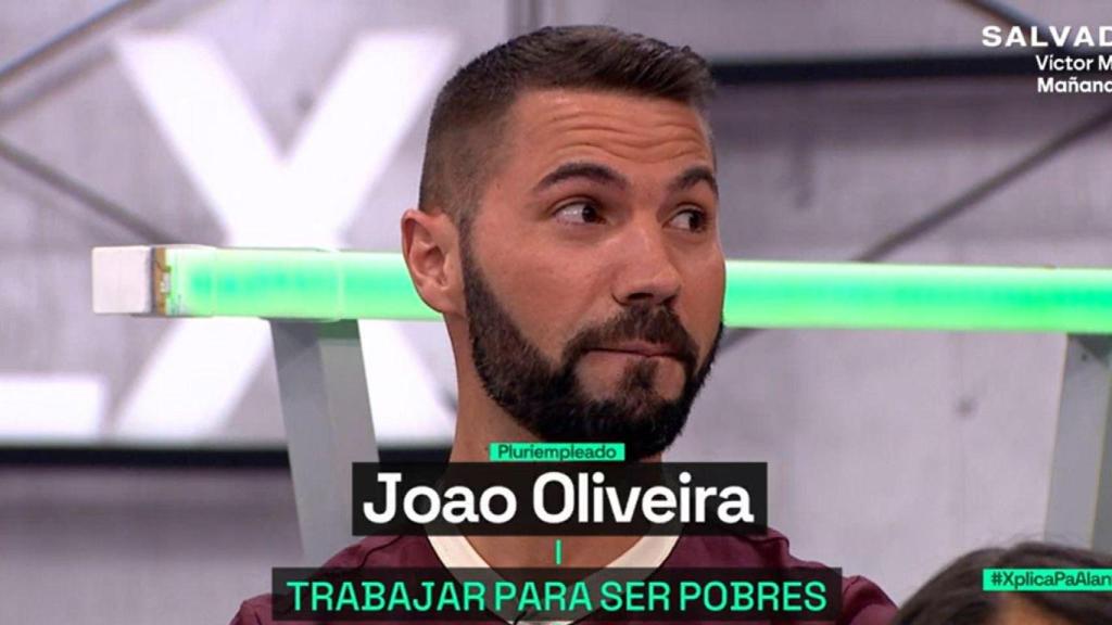 Joao Oliveira, pluriempleado.