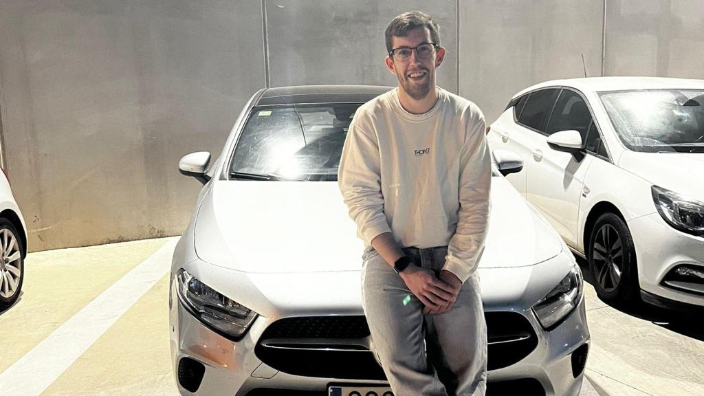 Señal que anuncia la entrada en una Zona de Bajas Emisiones (ZBE) de Madrid.