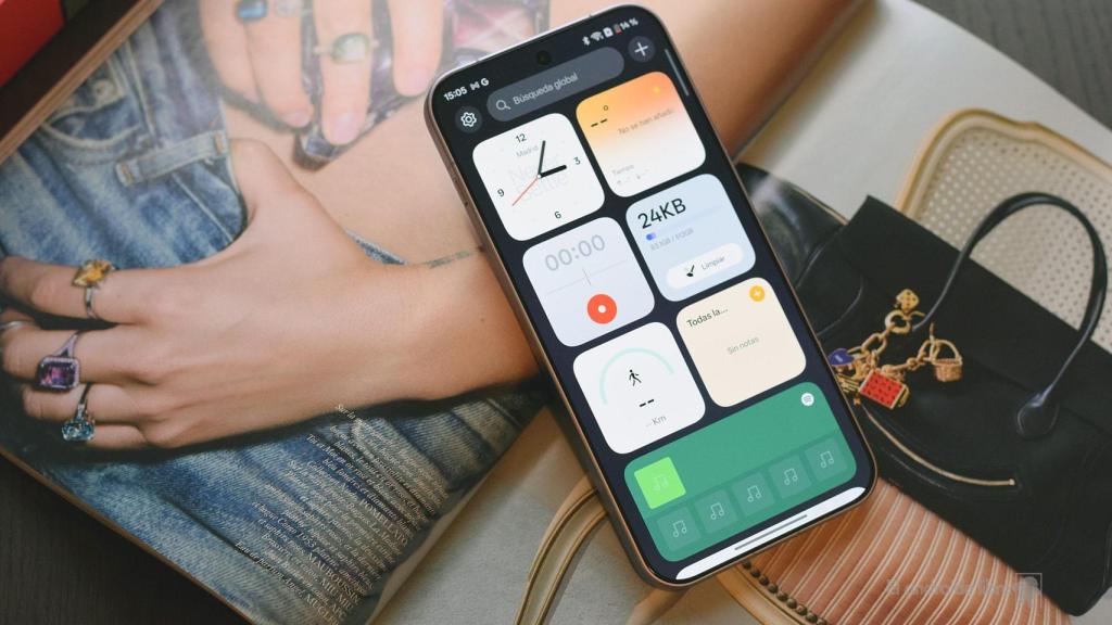 OnePlus 15 y su buscador universal con el panel informativo