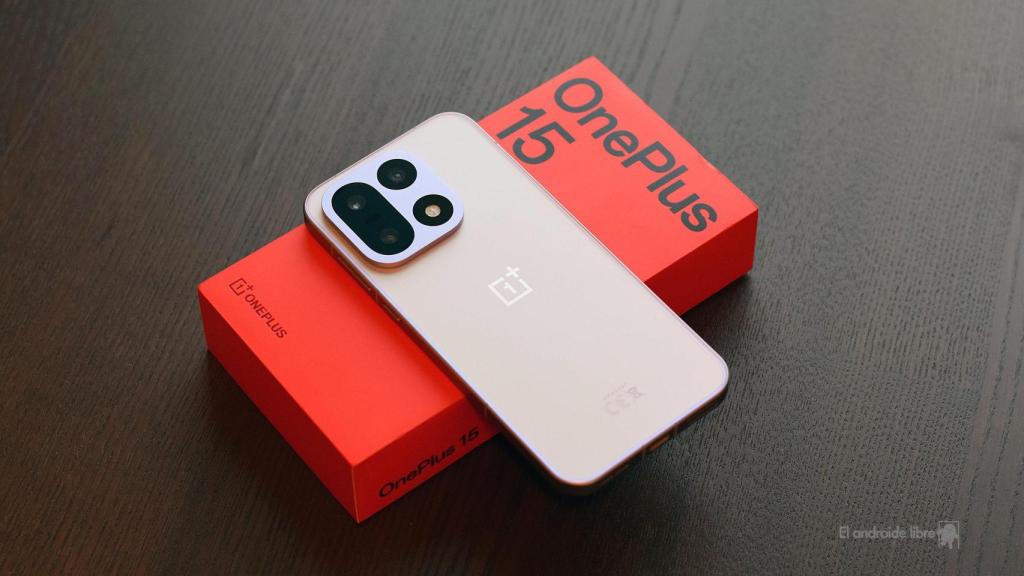 El OnePlus 15