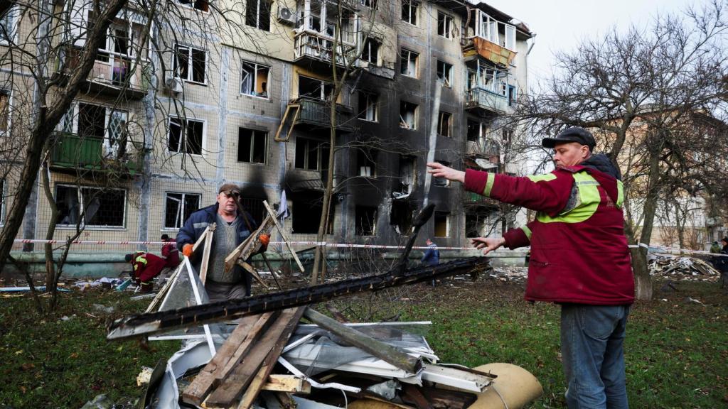 Un edificio bombardeado en Ucrania.