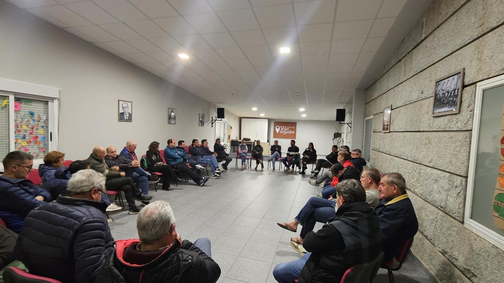 Asamblea local del BNG de Vilar de Santos (Ourense).