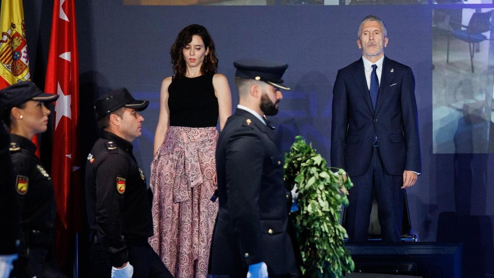 La presidenta de la Comunidad de Madrid, Isabel Díaz Ayuso, y el ministro de Interior, Fernando Grande-Marlaska en una fotografía de archivo.
