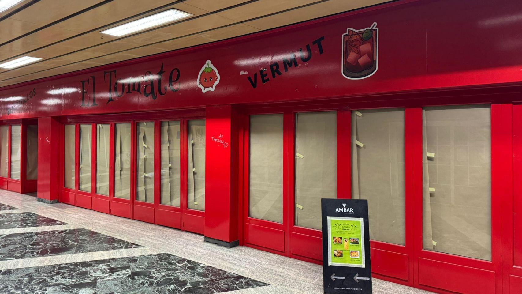 Vermutería El Tomate.