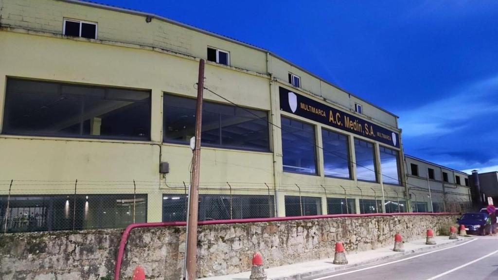 Parte trasera del inmueble de Conde Medín al que se le cambió el uso.