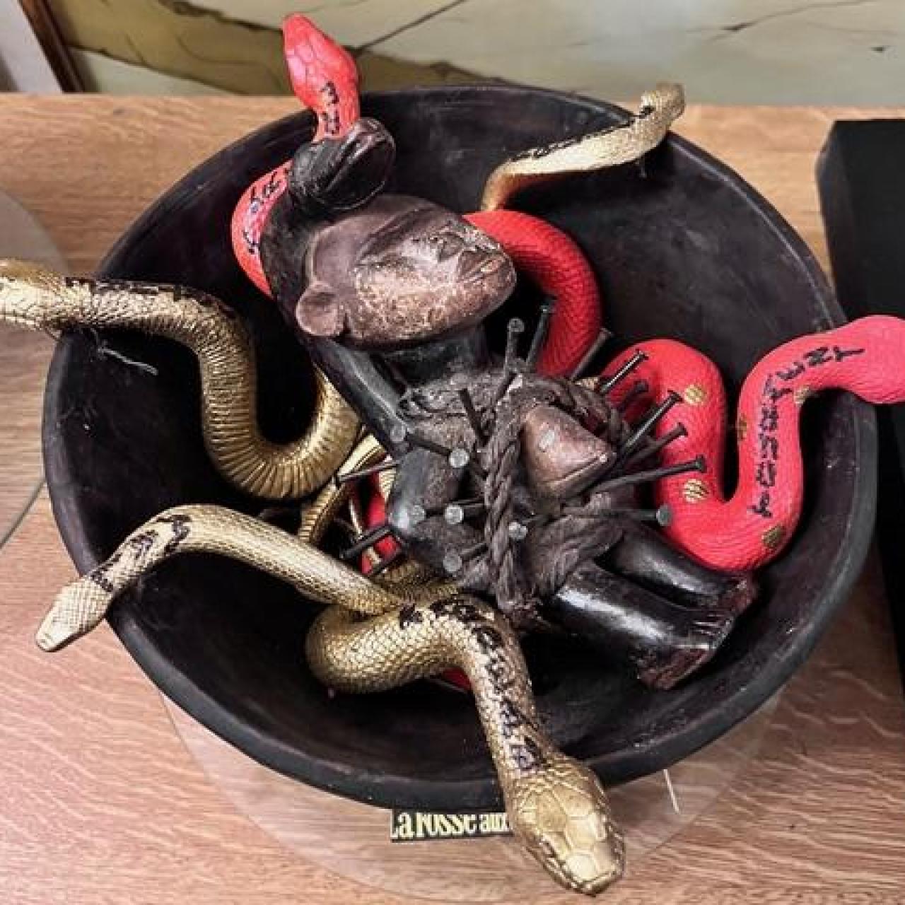 'Nido de serpientes'.