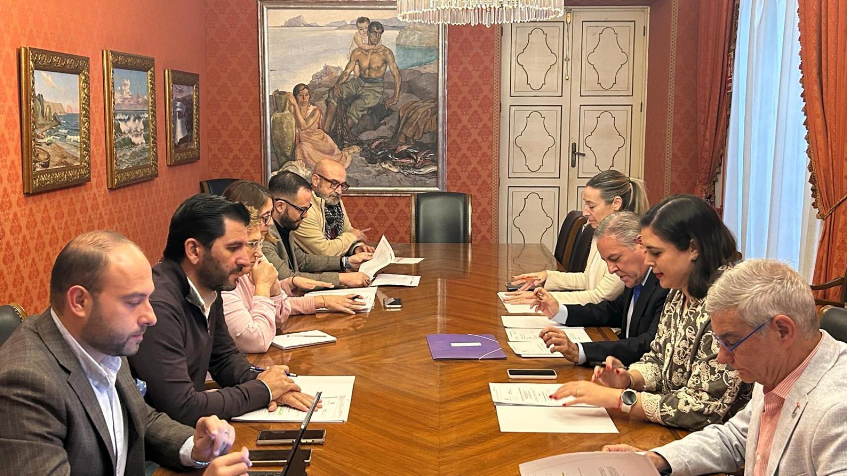 Comisión de Hacienda celebrada esta mañana en Alicante.