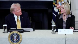 El presidente de Estados Unidos, Donald Trump, y la Fiscal General Pam Bondi, en una imagen de archivo.