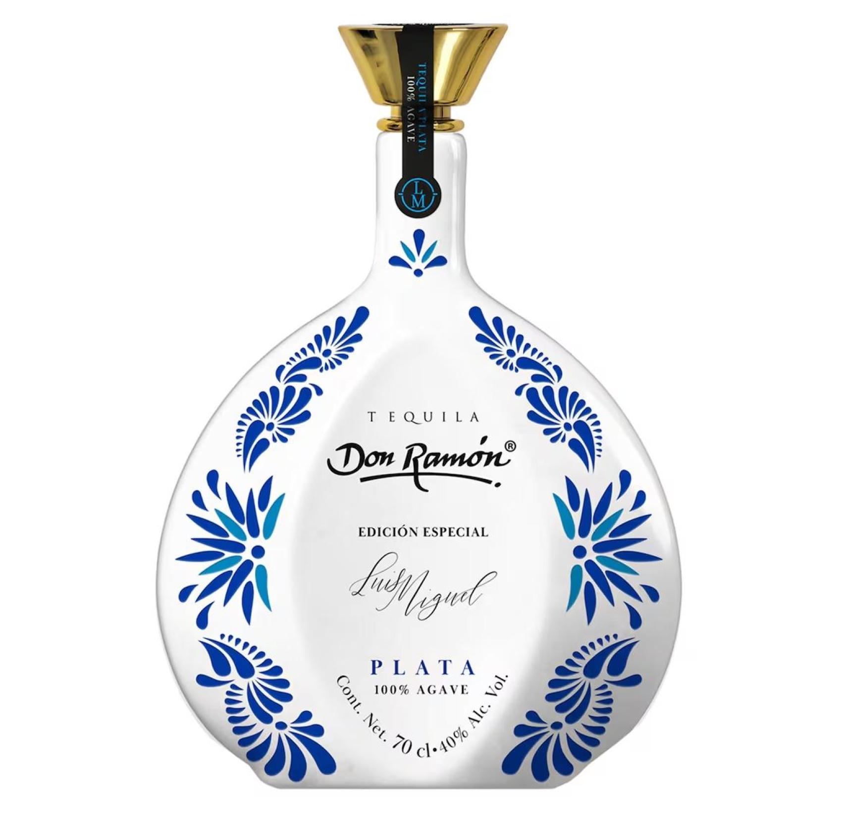 Una botella de Tequila Don Ramón Plata.