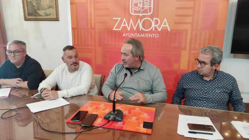 La Mesa de Diálogo Social valora positivamente las actuaciones municipales en empleo, comercio y políticas sociales