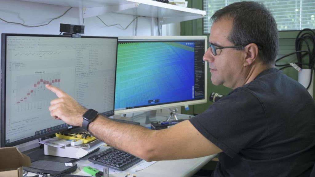 José Antonio Jiménez Berni analizando los datos del proyecto