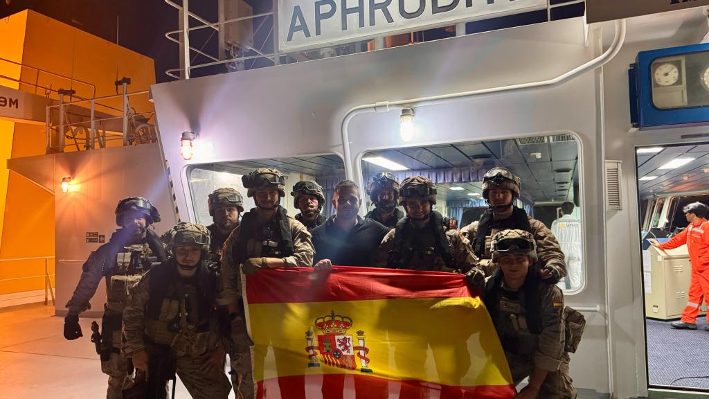 El comando de Operaciones Especiales, tras la liberación del barco.