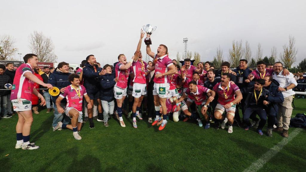 El VRAC domina el final y conquista su novena Supercopa en un derbi de infarto frente al Inexo El Salvador