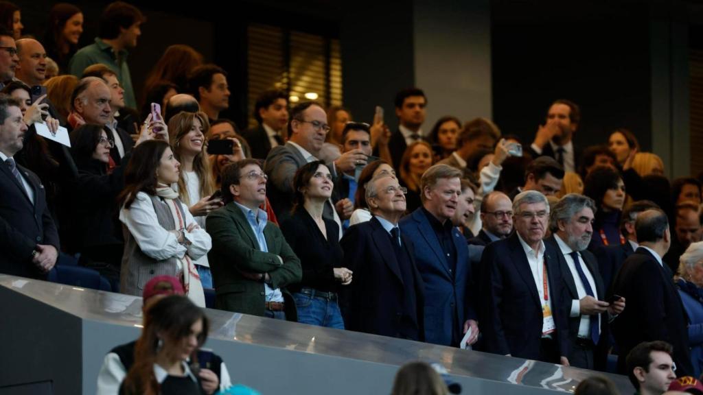 Florentino Pérez, presente en el histórico partido de la NFL en el Bernabéu.