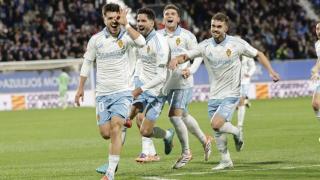 Aguirregabiria celebra el gol del Real Zaragoza.