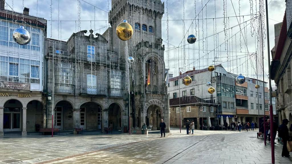 Iluminación de Navidad frente al Concello de O Porriño