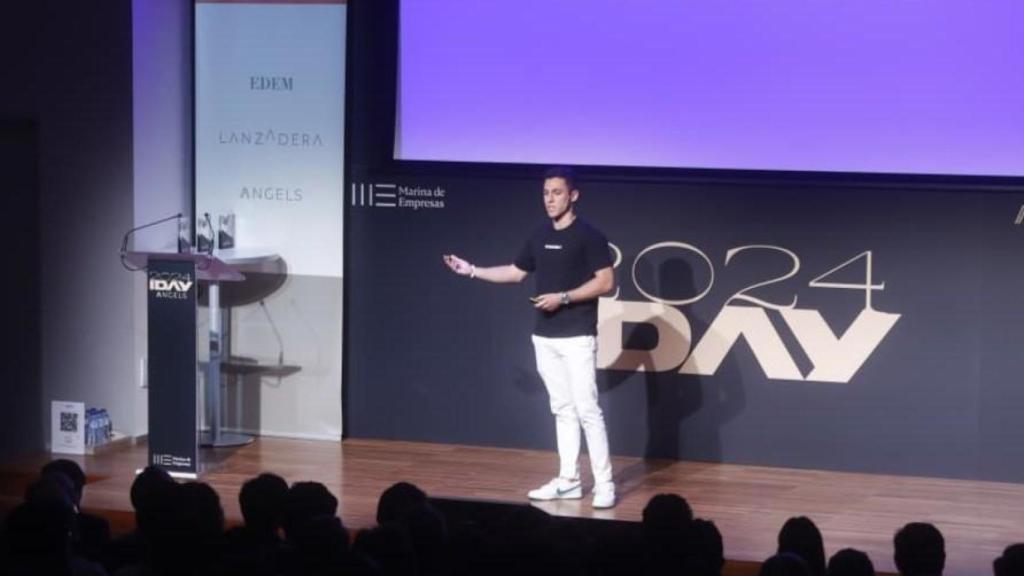 Sergio, emprendedor, creó el Tinder de los trabajadores.