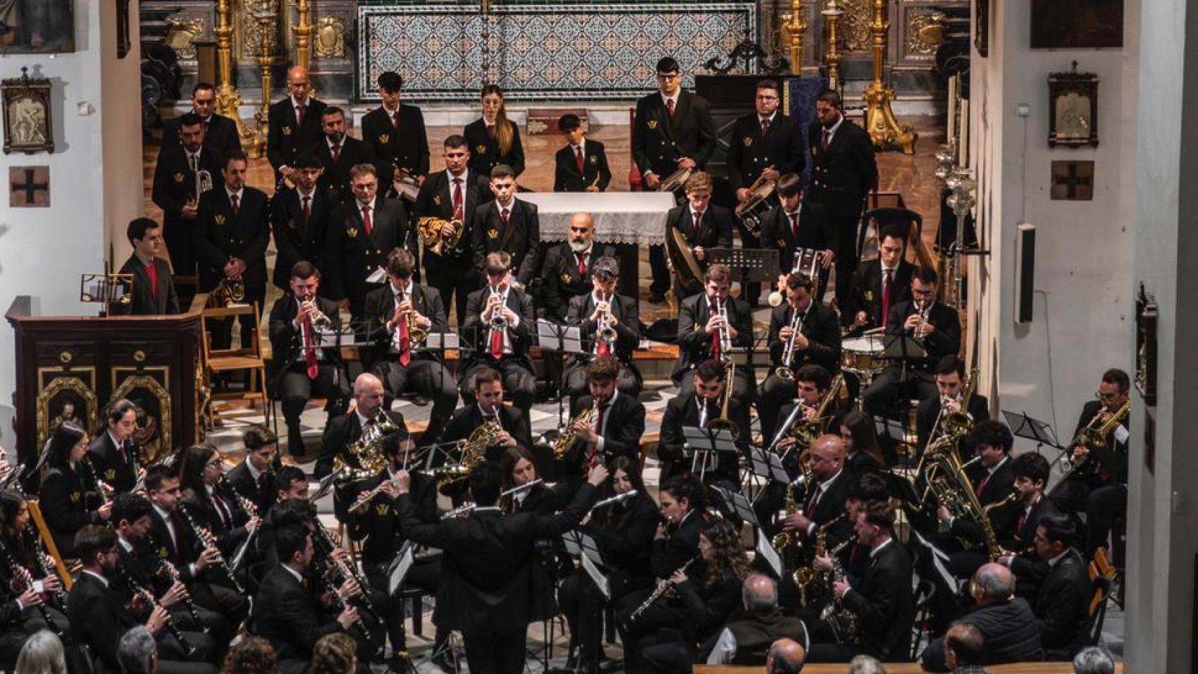 Antonio, presidente de una banda de música, define a la agrupación como una familia