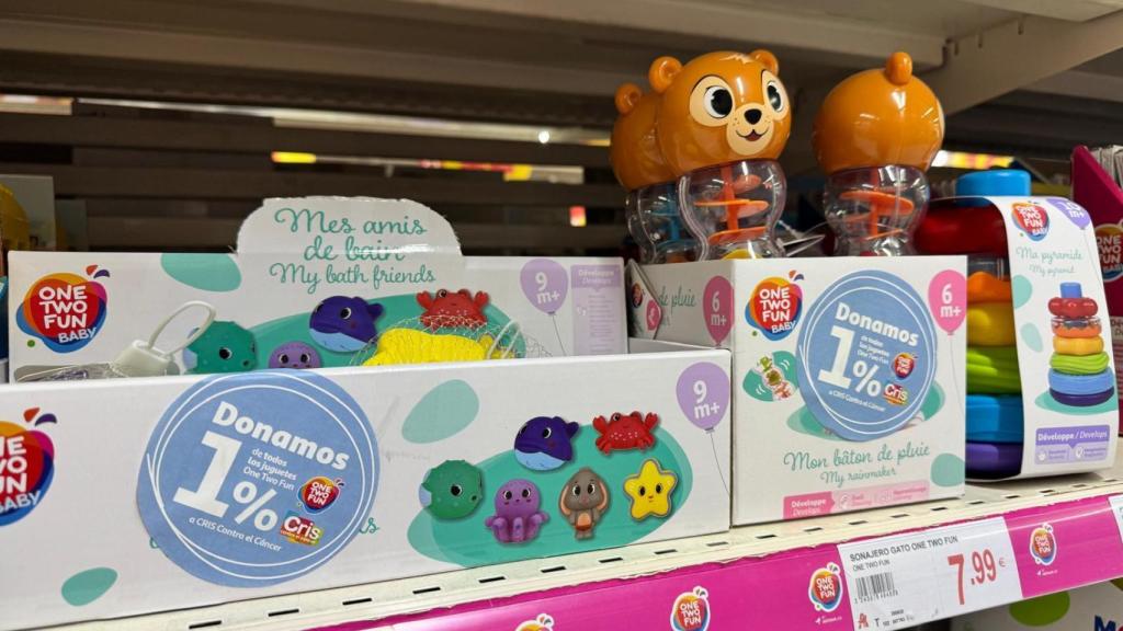 Juguetes que forman parte de la campaña de recaudación de fondos.