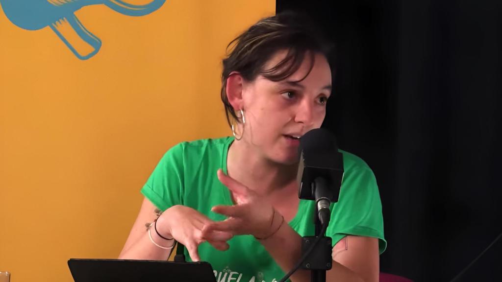 Almudena, profesora, en el videopódcast Contratiempos.