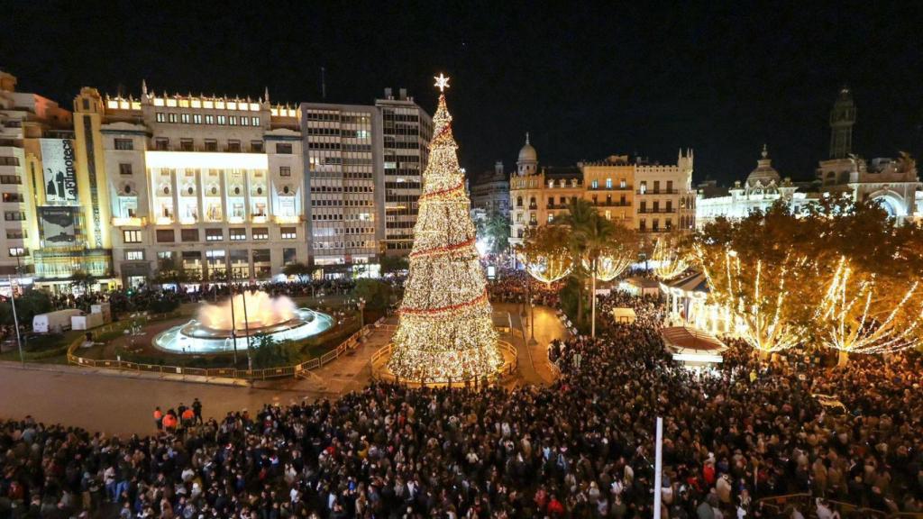 Encendido de luces de Navidad de Valencia 2024. Visit Valencia