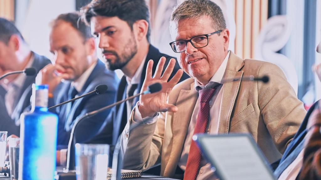 Andrés Molina Giménez, catedrático de Derecho Administrativo. Director del Instituto del Agua y de las Ciencias Ambientales en la Universidad de Alicante en el I foro del Agua organizado por EL ESPAÑOL y Cox.