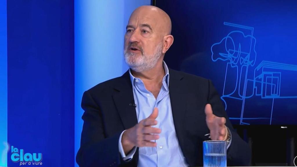 Joaquin Serrano, notario, en el programa 'La Clau per a viure' de À Punt. EE