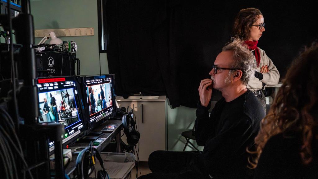 Marc Crehuet durante el rodaje de la serie catalana 'In Vitro'.