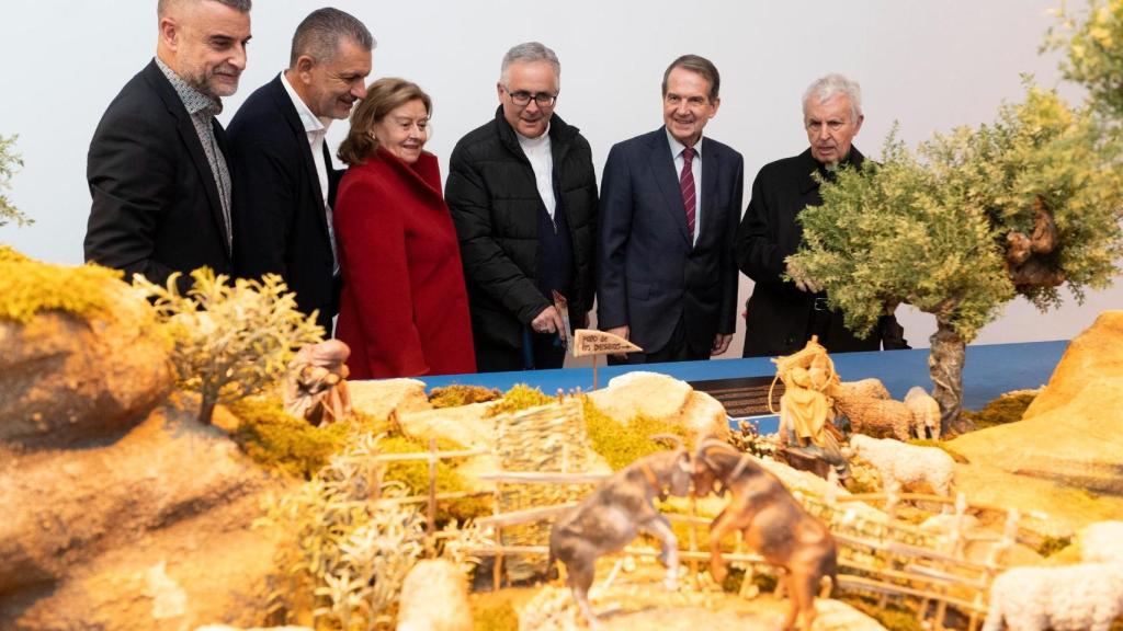 Visita institucional al Belén Monumental de Vigo, ubicado en Casa das Artes