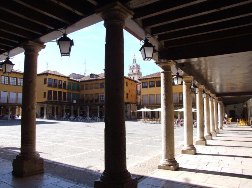 La singular Plaza Mayor de Tordesillas.