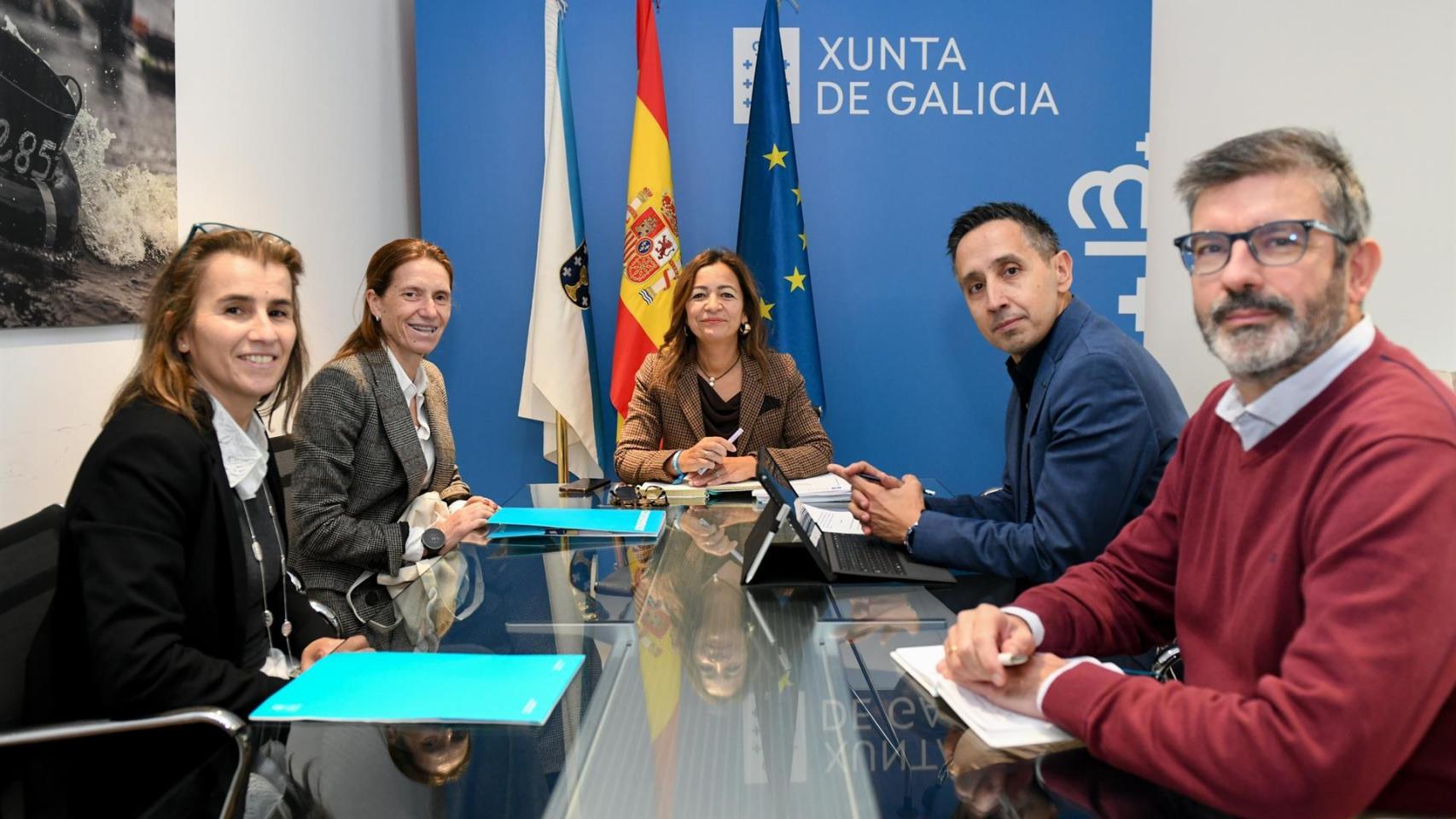 La conselleira do Mar, Marta Villaverde, se reúne con representantes de Conxemar.