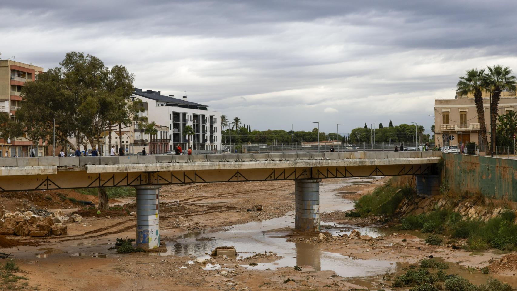 Barranco del Poyo a su paso por Paiporta (Valencia. Efe / Kai Försterling